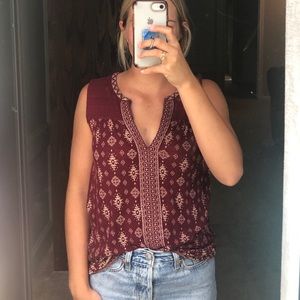 Maroon tank